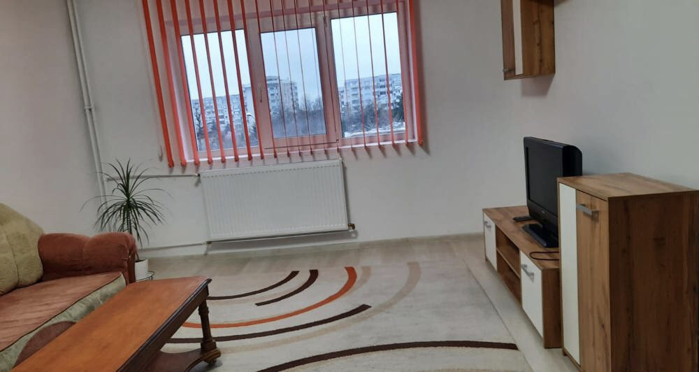 Apartament doua camere, zona Gheorghe Doja, Ploiesti.