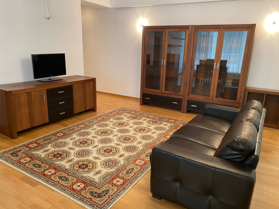 Apartament 3 camere, zona Aviatiei.