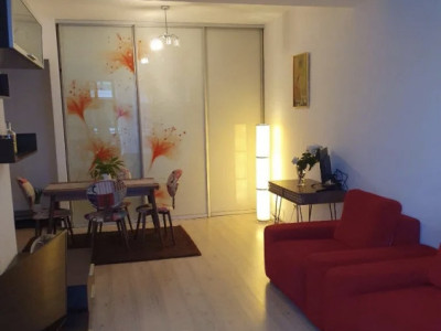 Apartament 2 camere, Cartierul Francez.