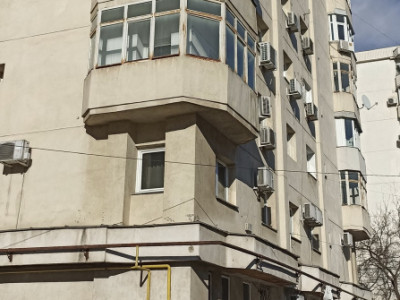 Apartament ultracentral cu alta destinatie decat cea de locuinta.