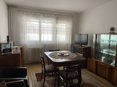 Apartament 3 camere, zona Mall Afi.