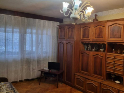 Apartament spatios, situat pe Bulevardul Repiblicii.